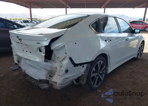 2016 Nissan Altima 2.5 Sr z USA, uszkodzony, nr VIN 1N4AL3AP6GC256747